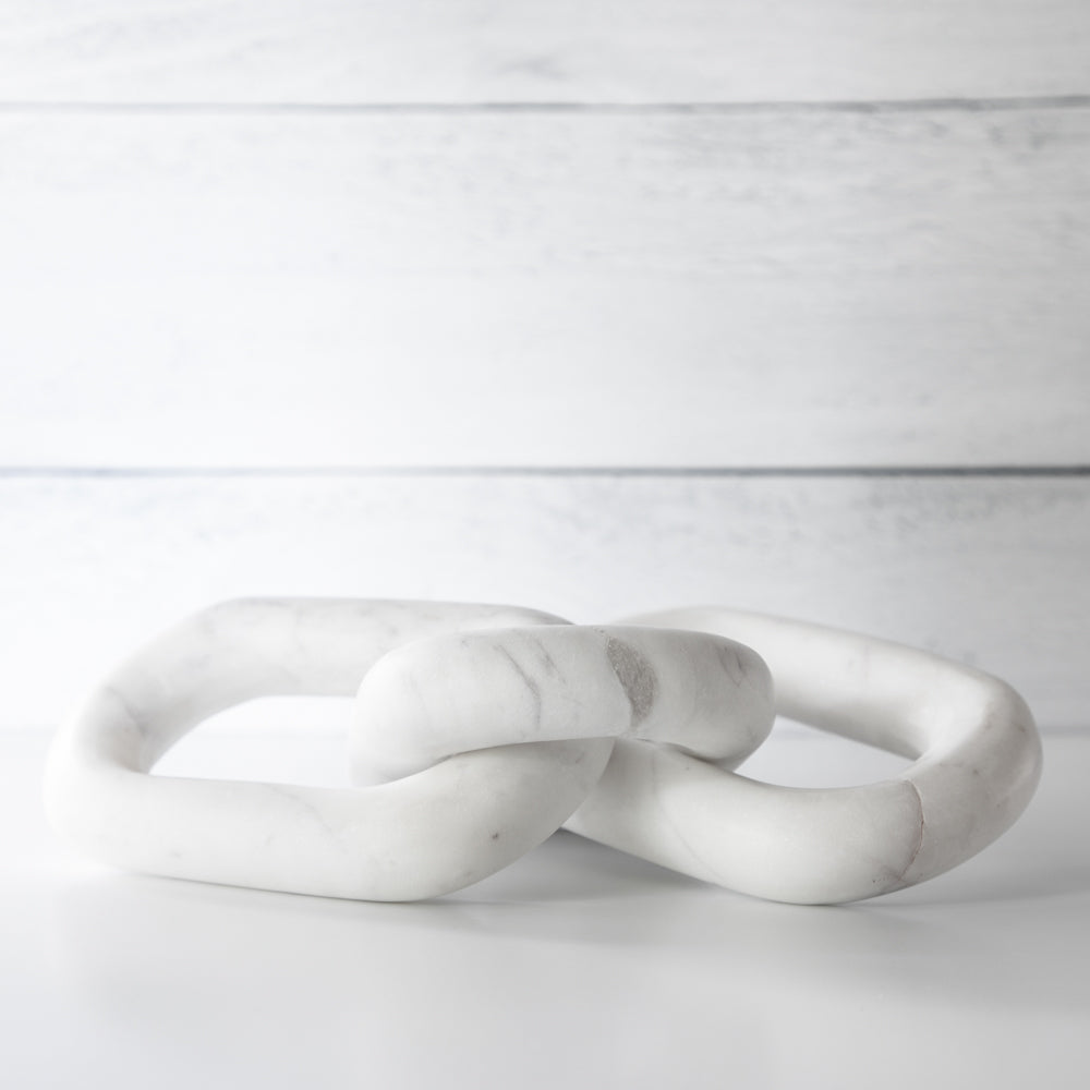 White Marble Chain Décor